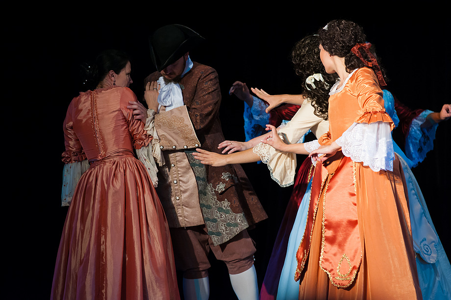 Zespół Tańca Dawnego Pawanilia z Warszawy - Les Elements (Korowód – VIII Spotkania z Tańcem Dawnym)